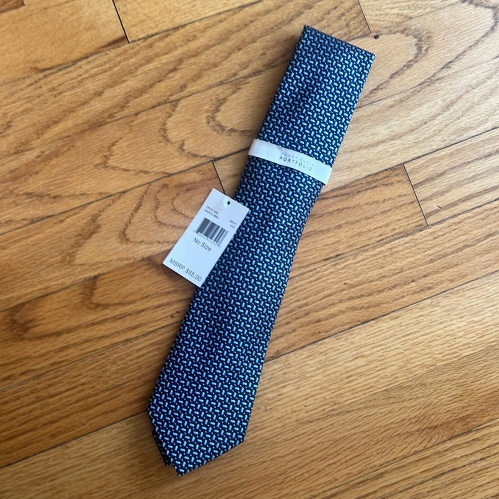- Perry Ellis portfolio tie